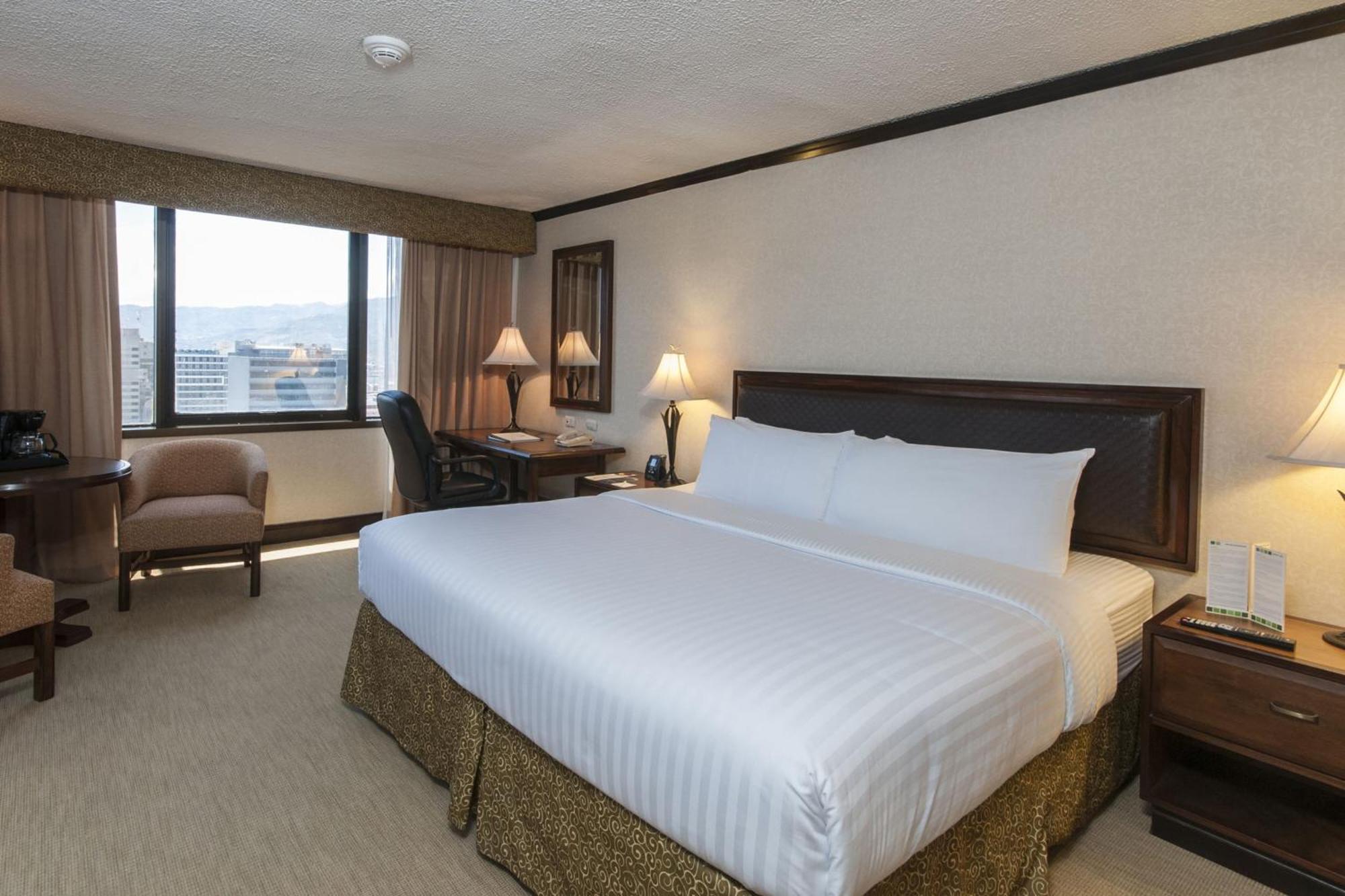 Standard King Room with City View,1586121504:JPEG