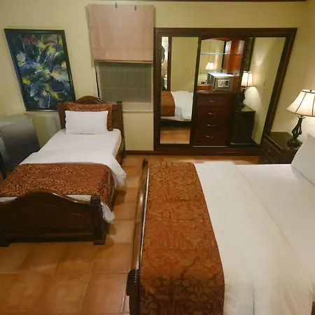 Hotel Casa Roland San Jose-3