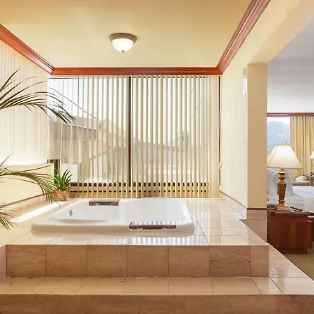 Wyndham San Jose Herradura-3